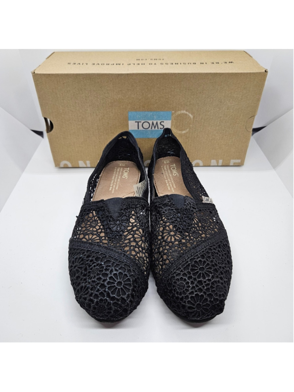 TOMS Classic Crochet Flats Womens 8 Black Morocco Slip On Shoes NWB 001096B10 - Picture 6 of 7